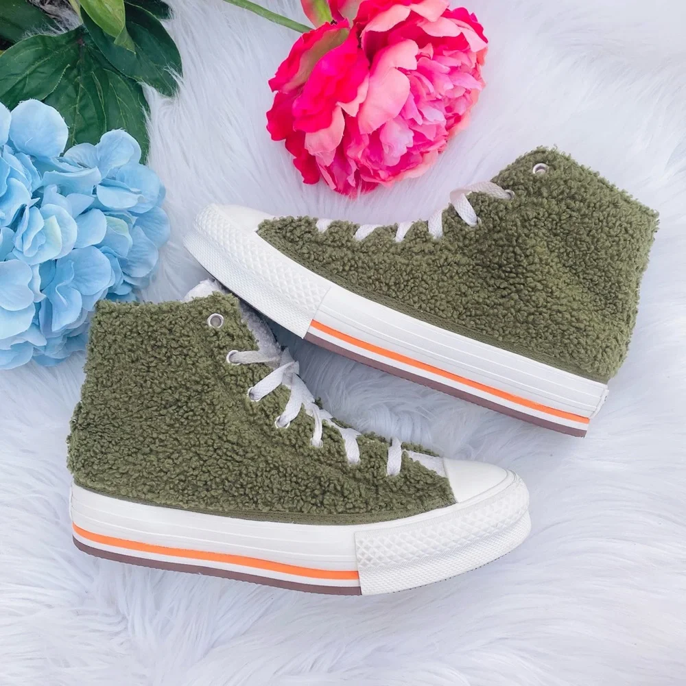 Youth Converse Sherpa Platform Sneakers - Picture 3 of 7